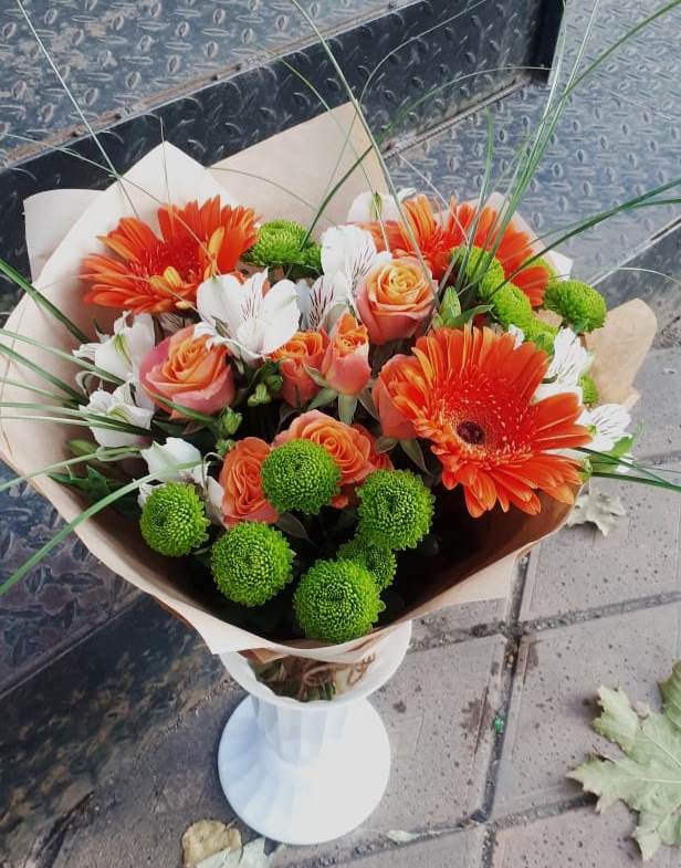 Букет цветов из: Герберы, Хризантемы, Альстромерии и Розы в Деденево