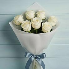 Букет 7 Белых роз Эдлесс Лав в Деденево