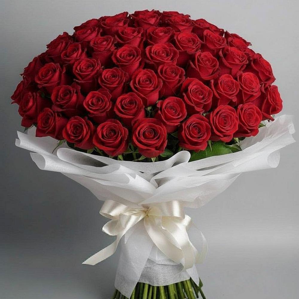 Букет 101 Красная роза Блэк Мэджик в Деденево