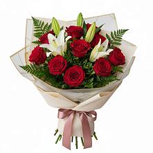 Букет цветов из:  Лилии и Розы в Деденево