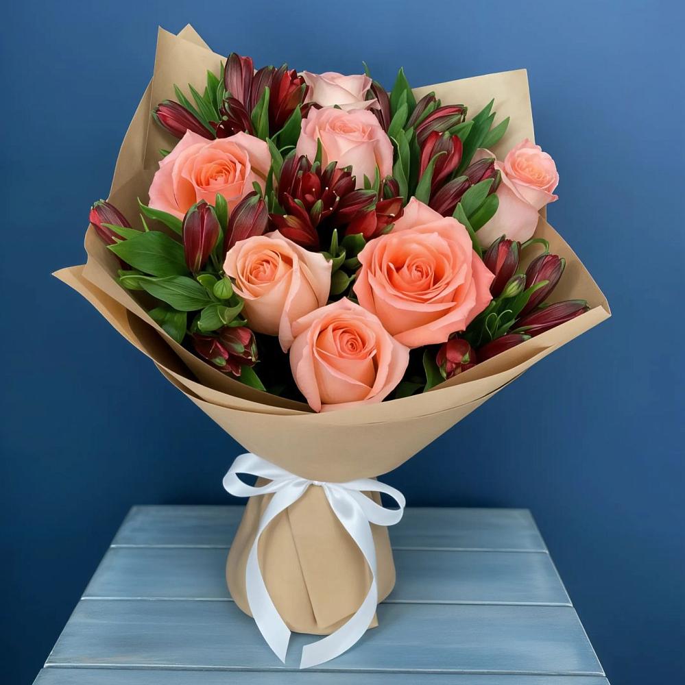 Букет цветов из: Розы и Альстромерии в Деденево