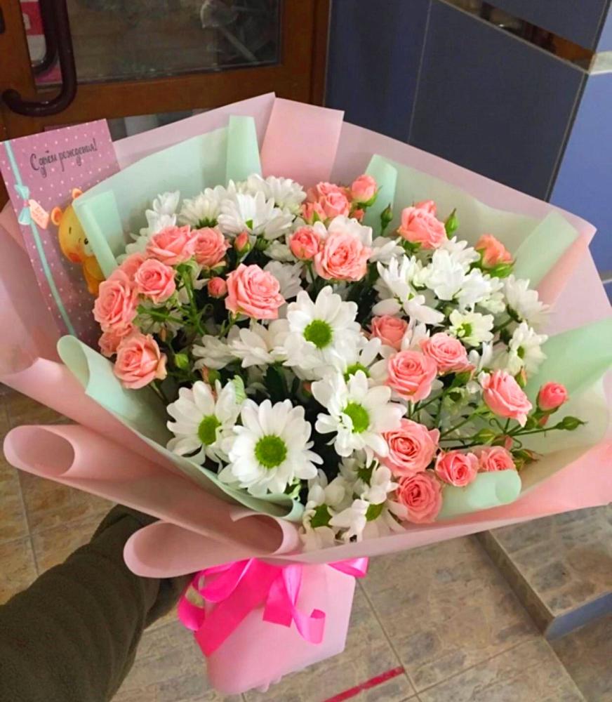 Букет цветов из: Розы и Хризантемы в Деденево