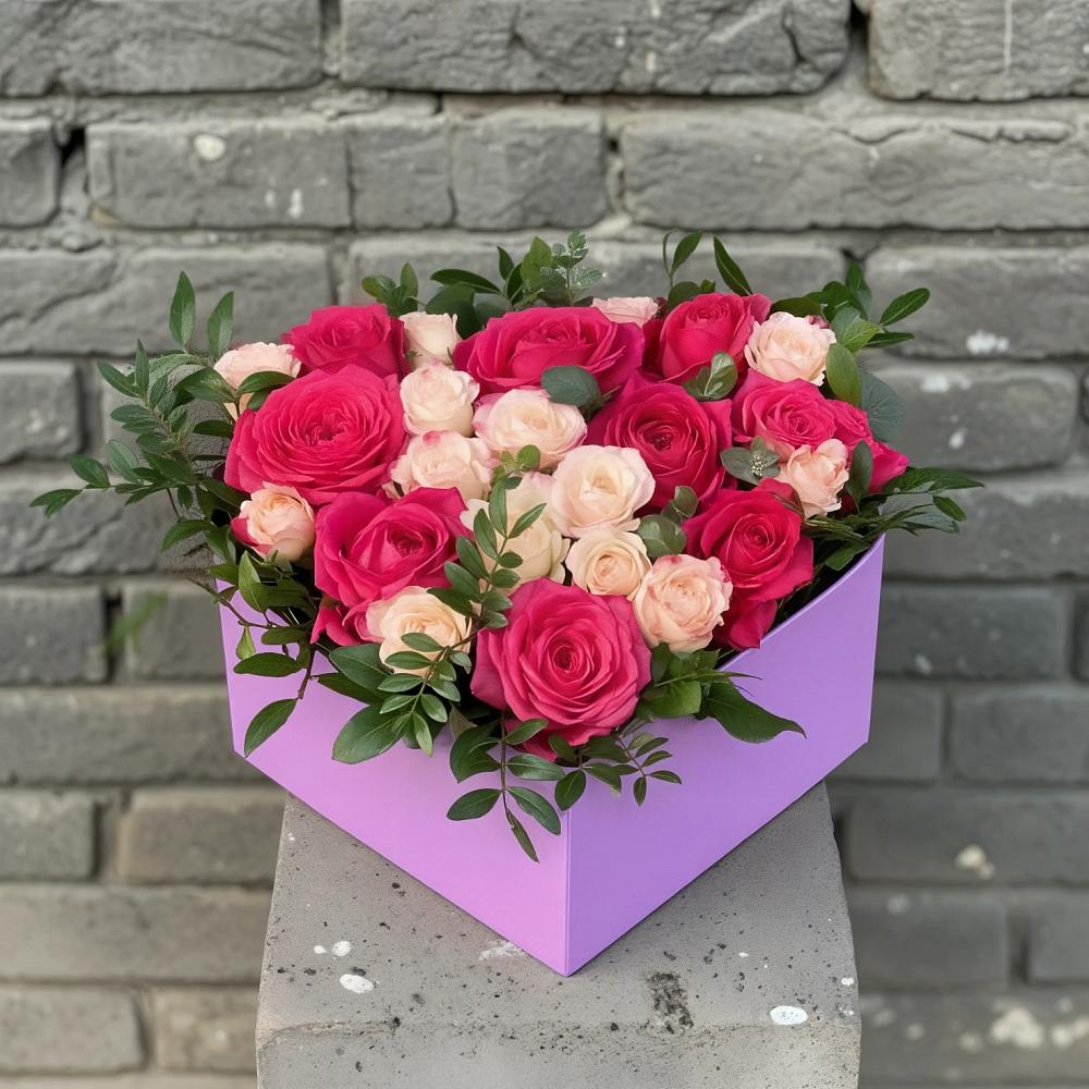 Цветочная композиция из Розы в коробке в Деденево