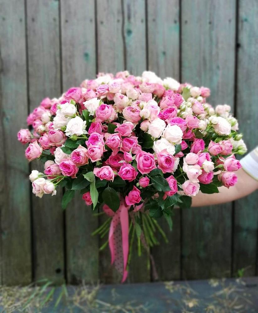Букет Розовые кустовые розы Натали и Лав Лидия в Деденево