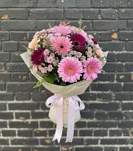 Букет цветов из:  Герберы и Хризантемы в Деденево