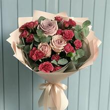 Букет цветов из:  Гвоздики и Розы в Деденево