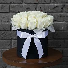 Цветочная композиция из Розы в шляпной коробке в Деденево