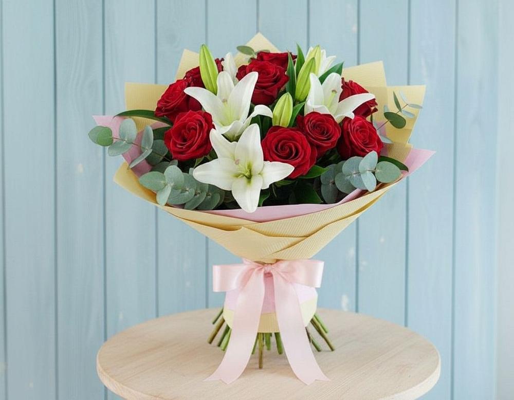 Букет цветов из: Лилии и Розы в Деденево